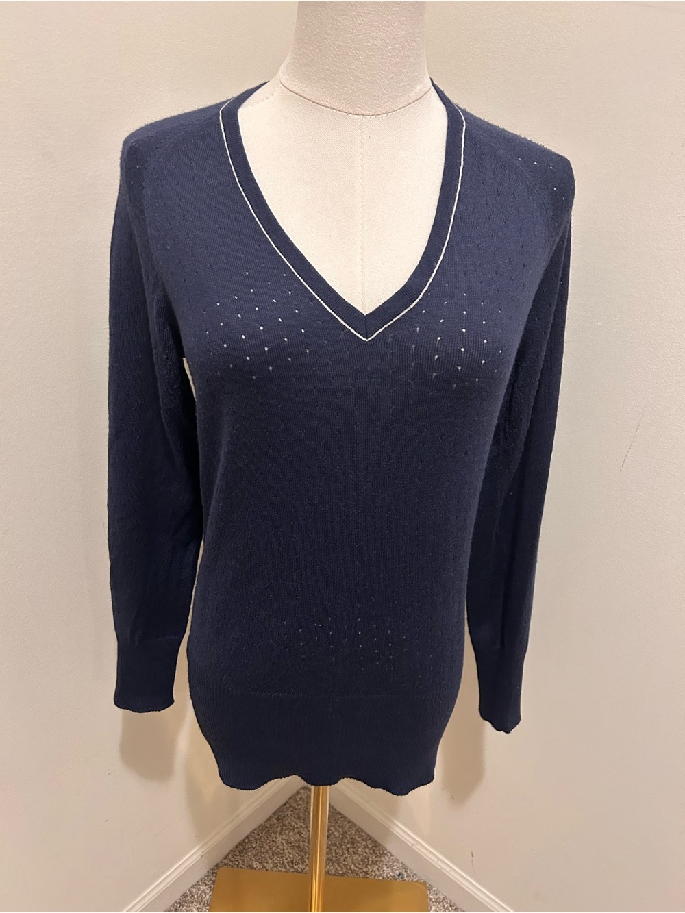Women’s Nike golf sweater